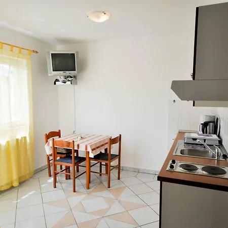 Fuer 2 Personen 30 M2 In Novigrad, Istrien Apartment *