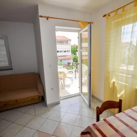 Fuer 2 Personen 30 M2 In Novigrad, Istrien Apartment Karpinjan
