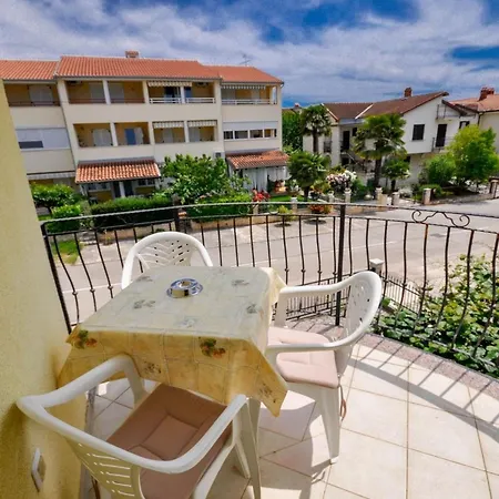 Fuer 2 Personen 30 M2 In Novigrad, Istrien Apartment *