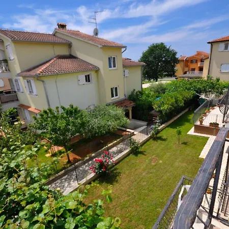 Apartment Fuer 2 Personen 30 M2 In Novigrad, Istrien *